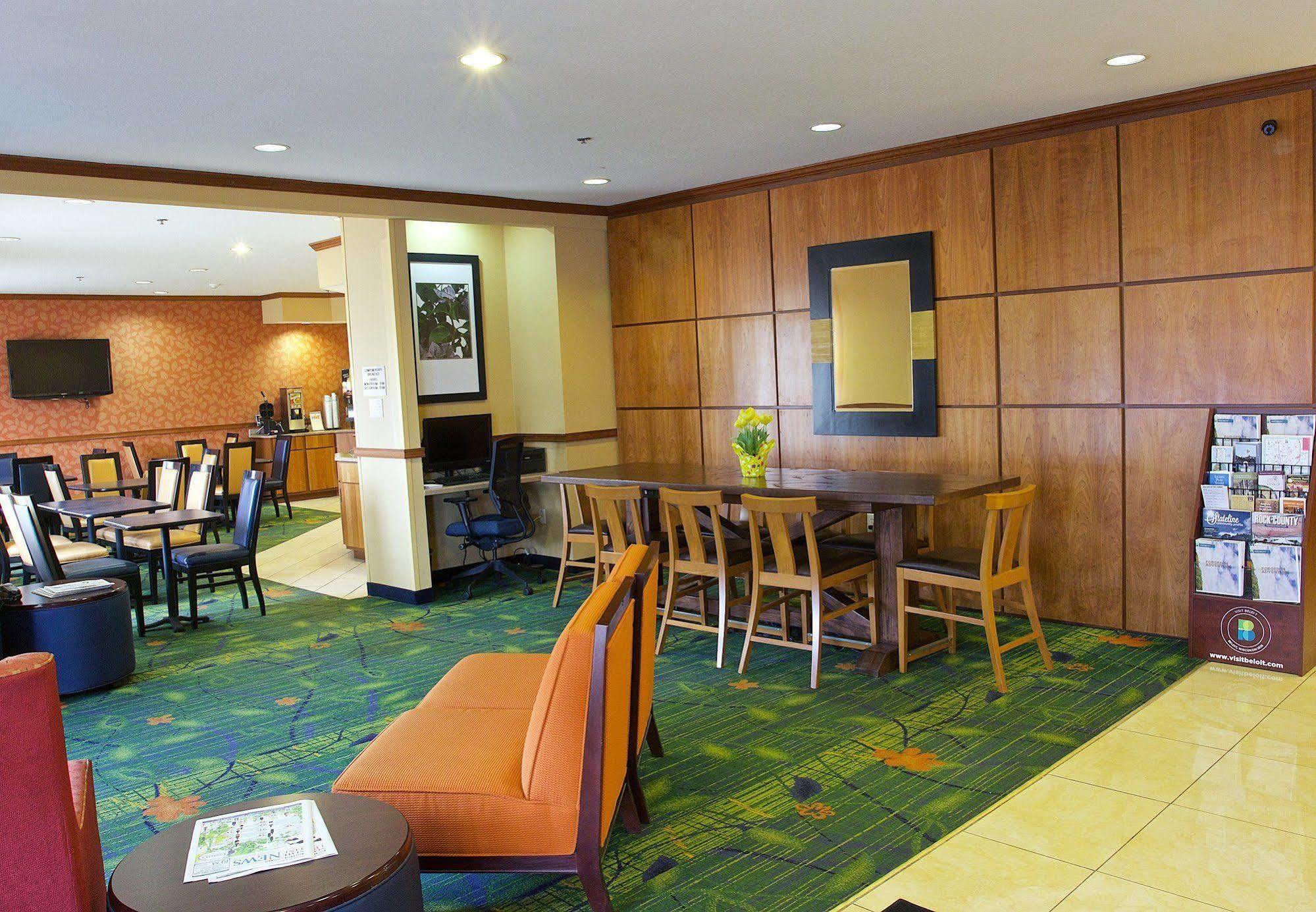 Fairfield Inn And Suites בלויט מראה חיצוני תמונה